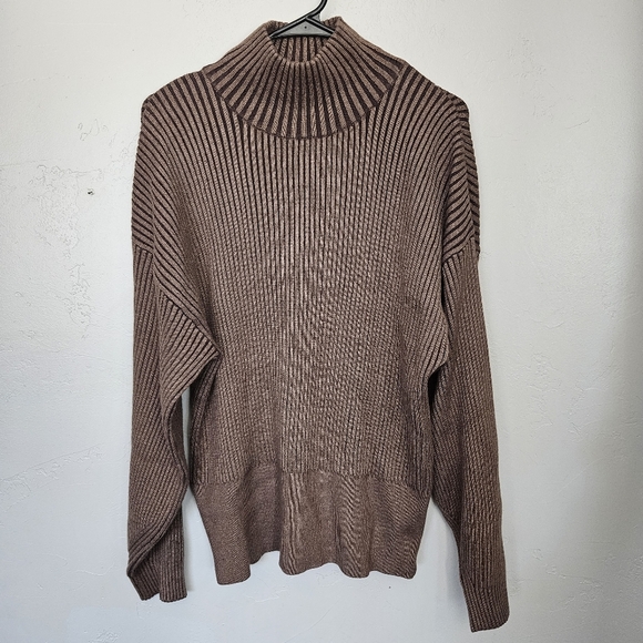 Varley NWOT Women's Medium Brown Turtleneck Sweater Tunic with Ribbed Detailing - Picture 1 of 9